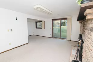 6570 Upper 35th St N, Oakdale, MN 55128 - Photo 15