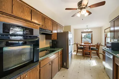 512 9th Avenue S, South Saint Paul, MN 55075 - Photo 7