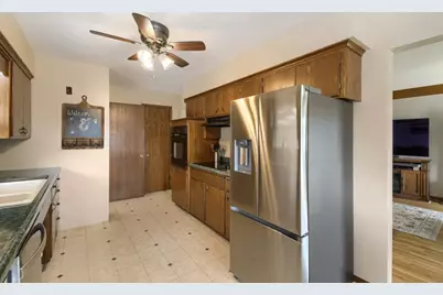 512 9th Avenue S, South Saint Paul, MN 55075 - Photo 9