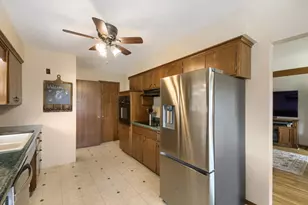 512 9th Ave S, South Saint Paul, MN 55075 - Photo 9