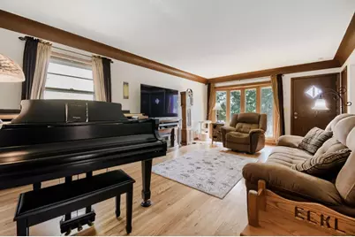 512 9th Avenue S, South Saint Paul, MN 55075 - Photo 5
