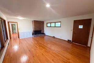 2000 Herschel St, Roseville, MN 55113 - Photo 3
