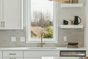 10926 37th St N, Lake Elmo, MN 55042 - Photo 5