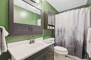 208 W Maple St, Roberts, WI 54023 - Photo 15