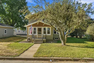 208 W Maple Street, Roberts, WI 54023 - Photo 3