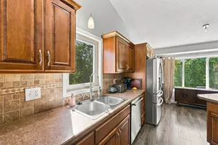 5700 Lexington Ave N, Shoreview, MN 55126 - Photo 9