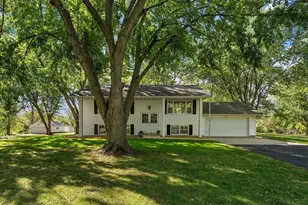 18421 Country Squires Cir, Prior Lake, MN 55372 - Photo 47