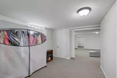 6425 Fremont Avenue N, Brooklyn Center, MN 55430 - Photo 31