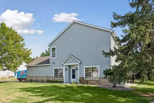1336 Yorkshire Ln, Shakopee, MN 55379 - Photo 23