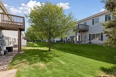 1336 Yorkshire Lane, Shakopee, MN 55379 - Photo 21