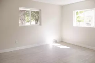 705 18th St N, Moorhead, MN 56560 - Photo 21