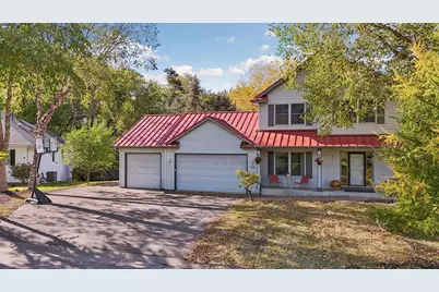 1128 Creekside Circle, Stillwater, MN 55082 - Photo 3