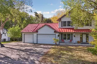 1128 Creekside Cir, Stillwater, MN 55082 - Photo 3