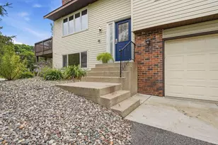 13642 Knox Dr, Burnsville, MN 55337 - Photo 7
