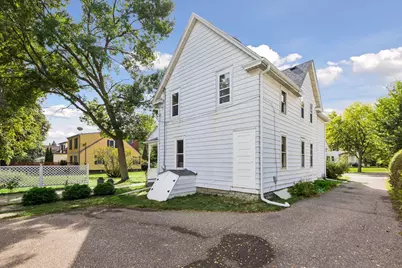 221 11th Avenue N, Hopkins, MN 55343 - Photo 45