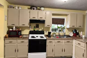 327 11th St S, Sauk Rapids, MN 56379 - Photo 23