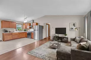 6432 Zealand Ave N, Brooklyn Park, MN 55428 - Photo 3