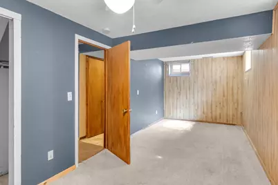 6432 Zealand Avenue N, Brooklyn Park, MN 55428 - Photo 15