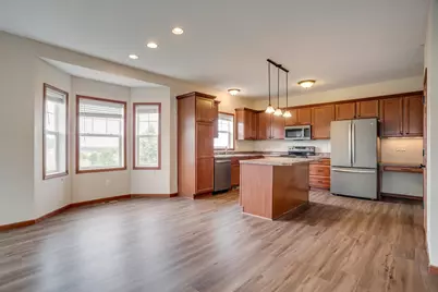 13229 Virginia Avenue S, Savage, MN 55378 - Photo 5