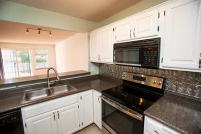 15805 24th Avenue N #F, Plymouth, MN 55447 - Photo 5