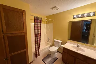 1570 Wheelock Ln, Saint Paul, MN 55117 - Photo 15