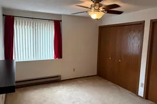 1570 Wheelock Ln, Saint Paul, MN 55117 - Photo 11