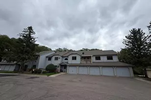1570 Wheelock Ln, Saint Paul, MN 55117 - Photo 1