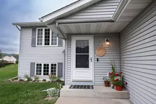 8540 Crocus Ln, Winona, MN 55987 - Photo 7