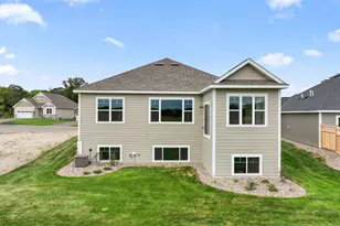 8204 Haywood Dr, Lino Lakes, MN 55014 - Photo 3