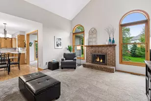 14841 Langdon Pl, Eden Prairie, MN 55347 - Photo 9