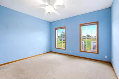 536 Holly Lane N, Oakdale, MN 55128 - Photo 19