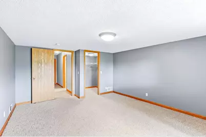 536 Holly Lane N, Oakdale, MN 55128 - Photo 31