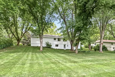 1760 Garland Lane N, Plymouth, MN 55447 - Photo 9