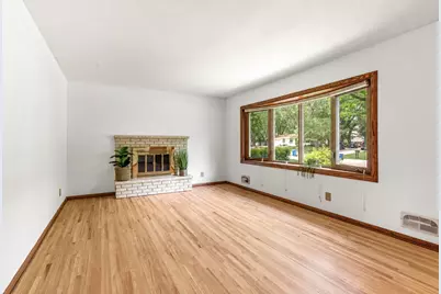 1760 Garland Lane N, Plymouth, MN 55447 - Photo 3