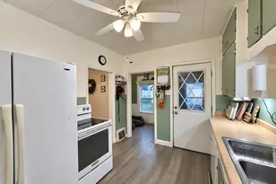 1115 Minnesota Ave NW, Bemidji, MN 56601 - Photo 5