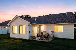 2333 Cleveland Ln S, Cambridge, MN 55008 - Photo 3