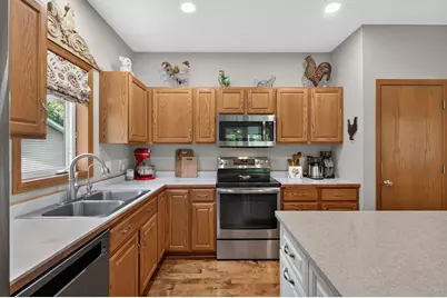 16959 Hubbard Trail, Lakeville, MN 55044 - Photo 15