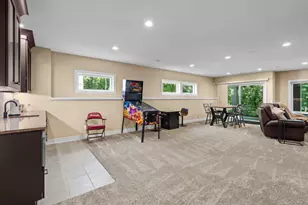 7061 Highland Ct, Eden Prairie, MN 55346 - Photo 23
