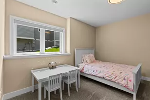 7061 Highland Ct, Eden Prairie, MN 55346 - Photo 25