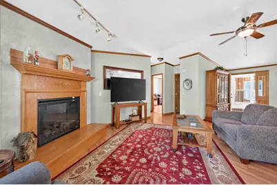 10172 48th Street, Clear Lake, MN 55319 - Photo 9
