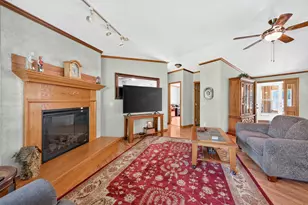 10172 48th St, Clear Lake, MN 55319 - Photo 9