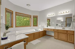 1443 Riverbluff Dr, Hastings, MN 55033 - Photo 23