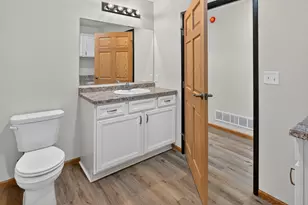 1501 Nokomis St, Alexandria, MN 56308 - Photo 19