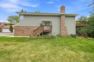 18385 Creeks Bend Dr, Minnetonka, MN 55345 - Photo 31