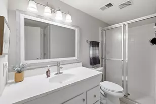 18385 Creeks Bend Dr, Minnetonka, MN 55345 - Photo 21
