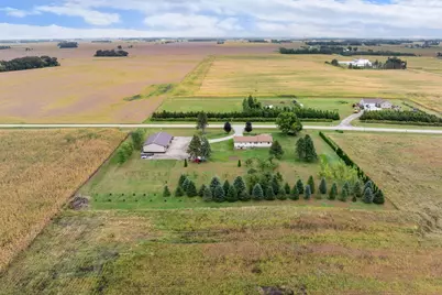 4604 SE 64th Avenue, Claremont, MN 55924 - Photo 3