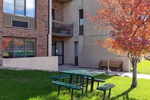 1181 Edgcumbe Rd, Saint Paul, MN 55105 - Photo 57