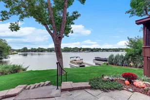 2162 Lakebrook Dr, New Brighton, MN 55112 - Photo 29
