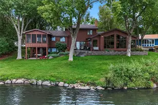 2162 Lakebrook Dr, New Brighton, MN 55112 - Photo 1