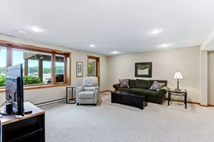 2162 Lakebrook Dr, New Brighton, MN 55112 - Photo 41